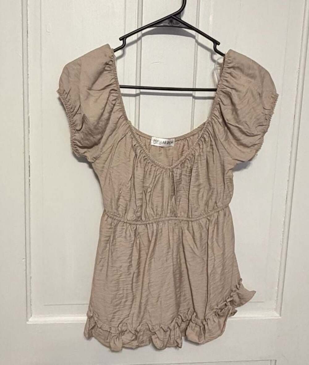 NWOT "Boho Beige Babydoll Top with Puff Sleeves - Size M"